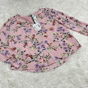 Stitch Fix 41 Hawthorne Pink Floral Roll Alina Pleat Detail Blouse Size L NWT